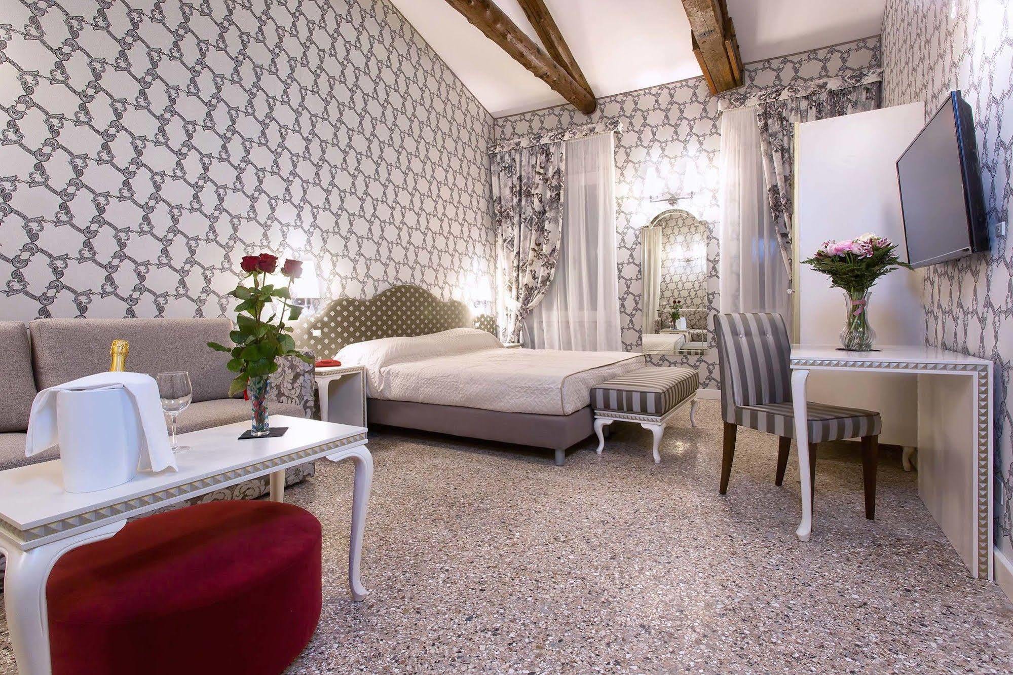Hotel Ca' Nobile Corner Veneza Exterior foto